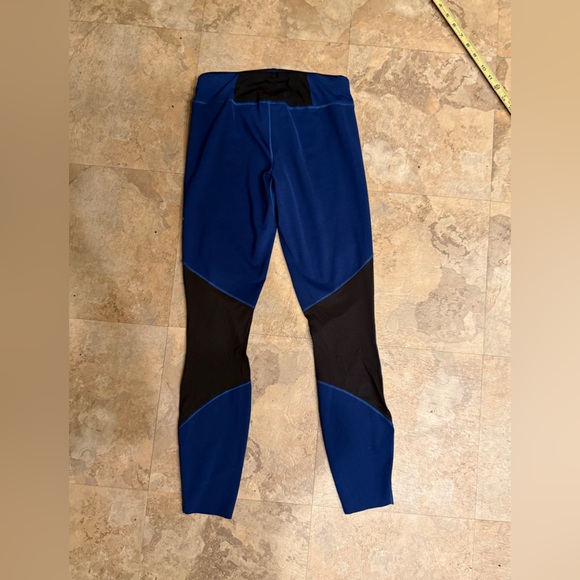 Patagonia Women’s Endless Run Tights - Picture 8 of 13